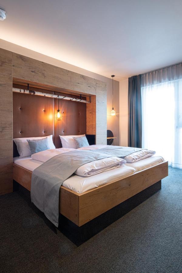 Riku Hotel Göppingen Zewnętrze zdjęcie